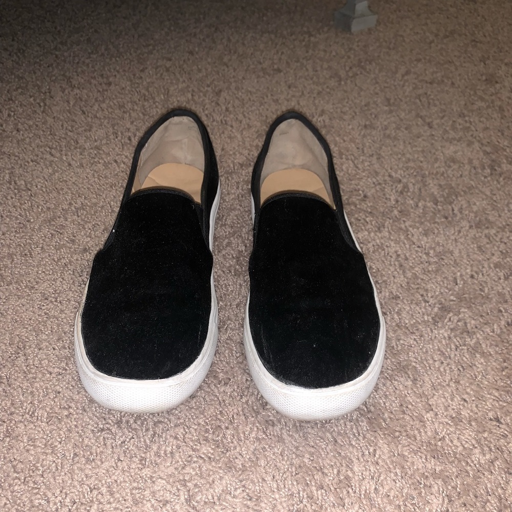 Black velvet sneakers